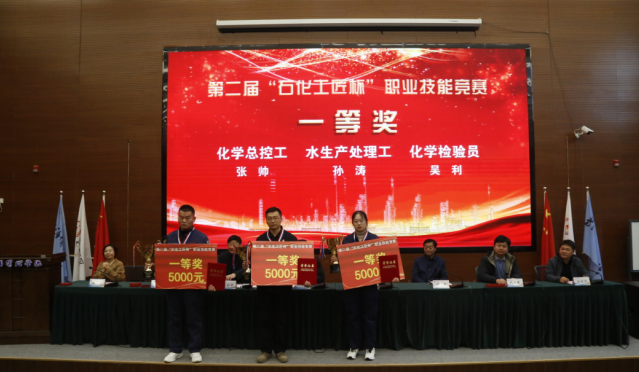 1702092400145458.png b7ec928c1d675bcd0c1c583d16947da.png